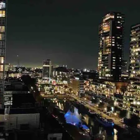 Long Term - Beautiful Center Free Parking 아파트