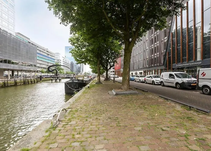 Long Term - Beautiful Center Free Parking *