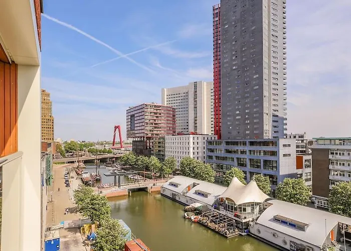 Long Term - Beautiful Center Free Parking *