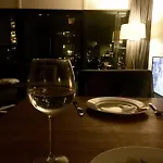 Long Term - Beautiful Center Free Parking Apartment Rotterdam